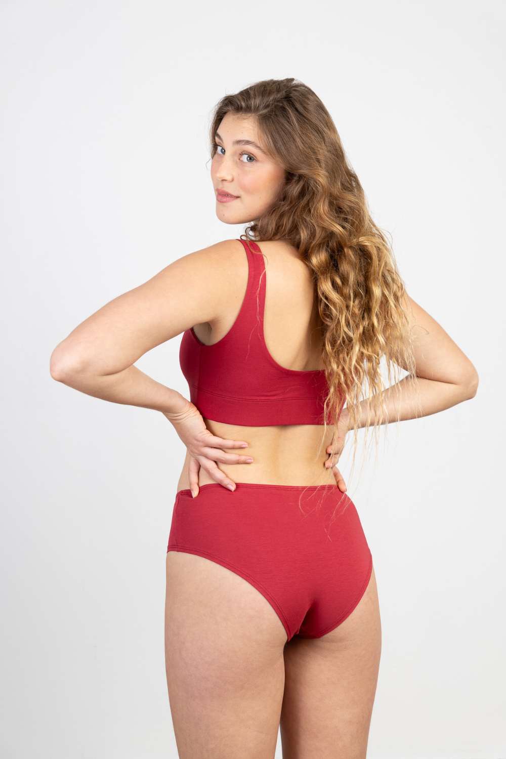 #צבע_דובדבן