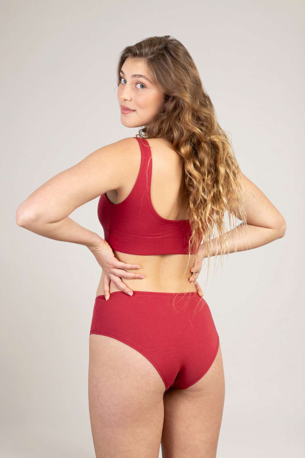 #צבע_דובדבן