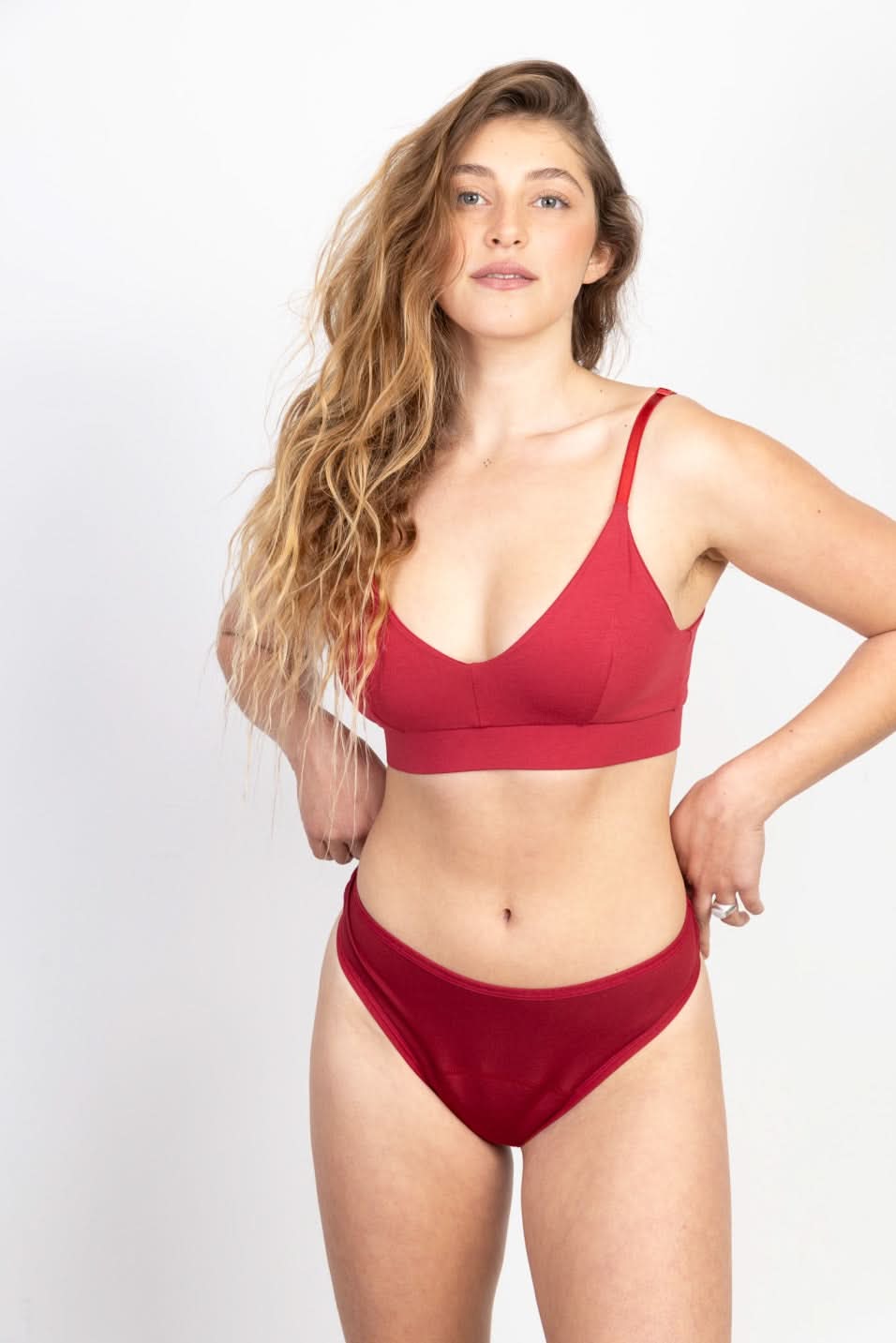 #צבע_דובדבן